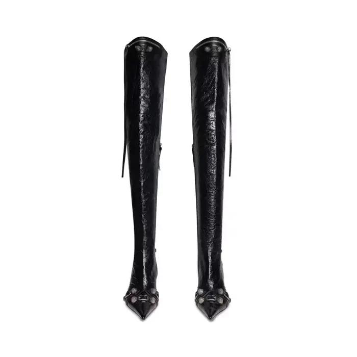 Bottes noires au-dessus du genou avec rivets pour femmes élégantes et sensuelles bottes de spectacle de marche occassions spéciales
